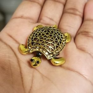 Vintage Antique Appeal Tortoise Brooch Sea Turtle Lapel Pin